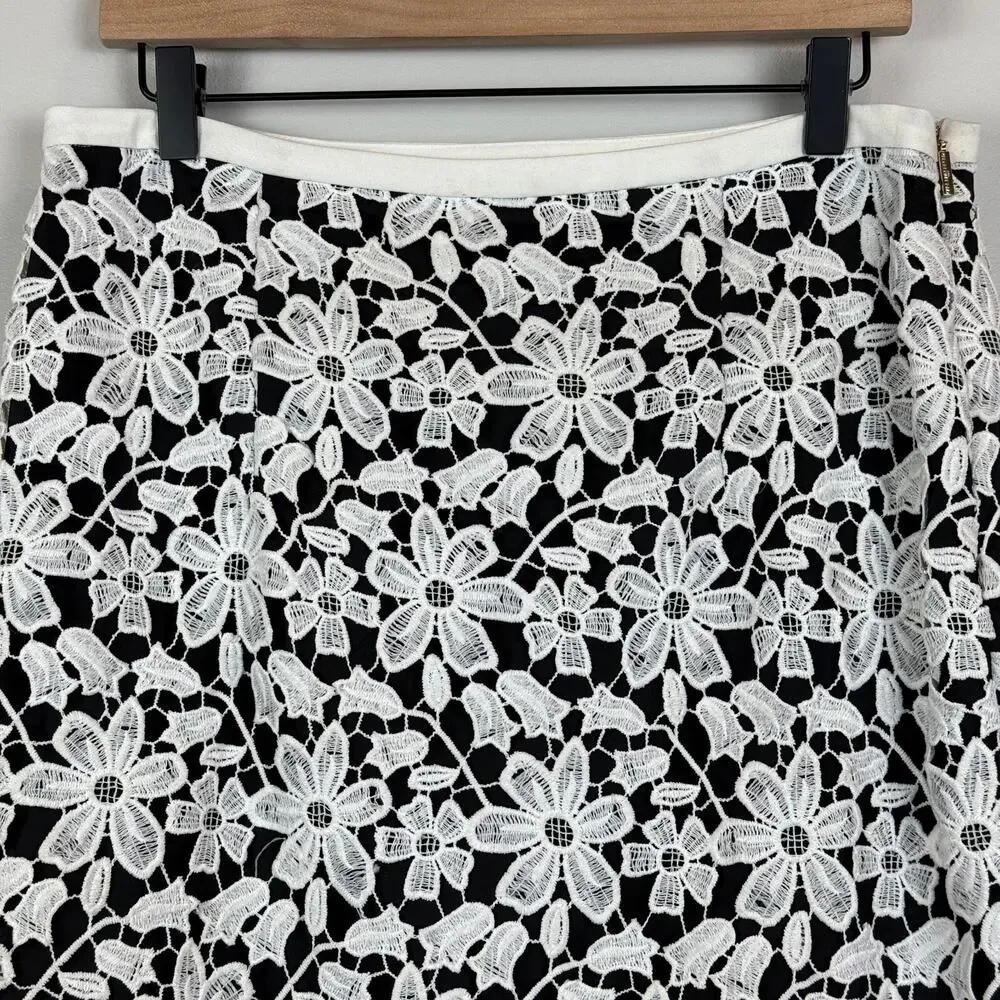 Karl Lagerfeld Paris Floral‎ Pencil Skirt Women 10 Black White Lace Overlay Work